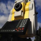 GeoMax Totalstation im Einsatz